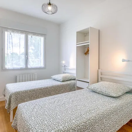 Proche شقة رويا